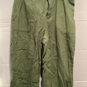 Ladies Roxy Olive green dress Pants size large